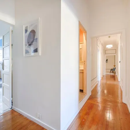 Guest house & In Marques De Pombal, 1min Metro